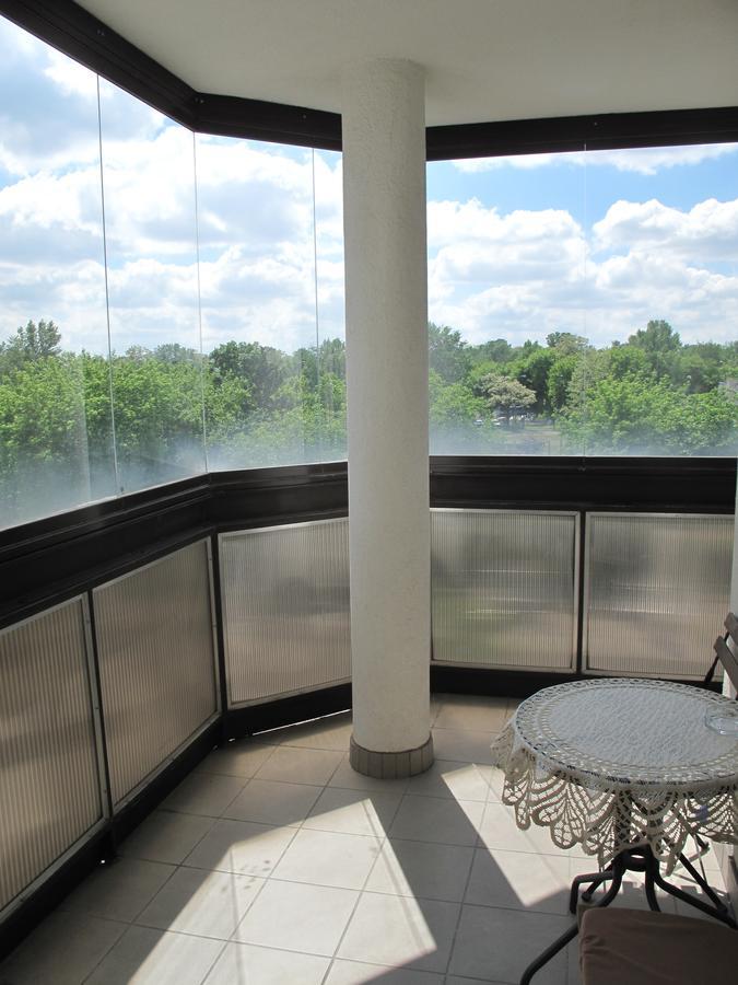 Apartament Goka Like It Appartamento Varsavia Esterno foto